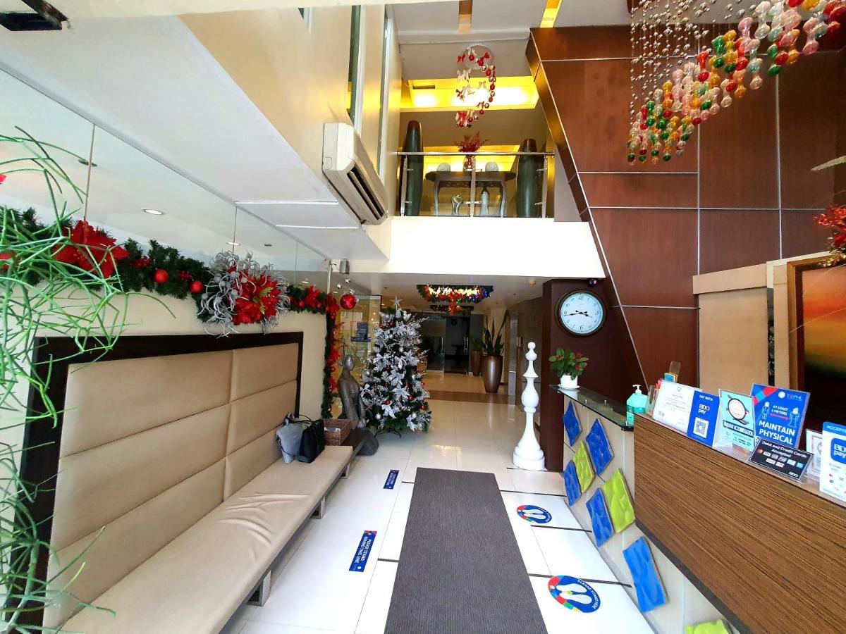 Festive Hotel Makati Paco Exterior photo