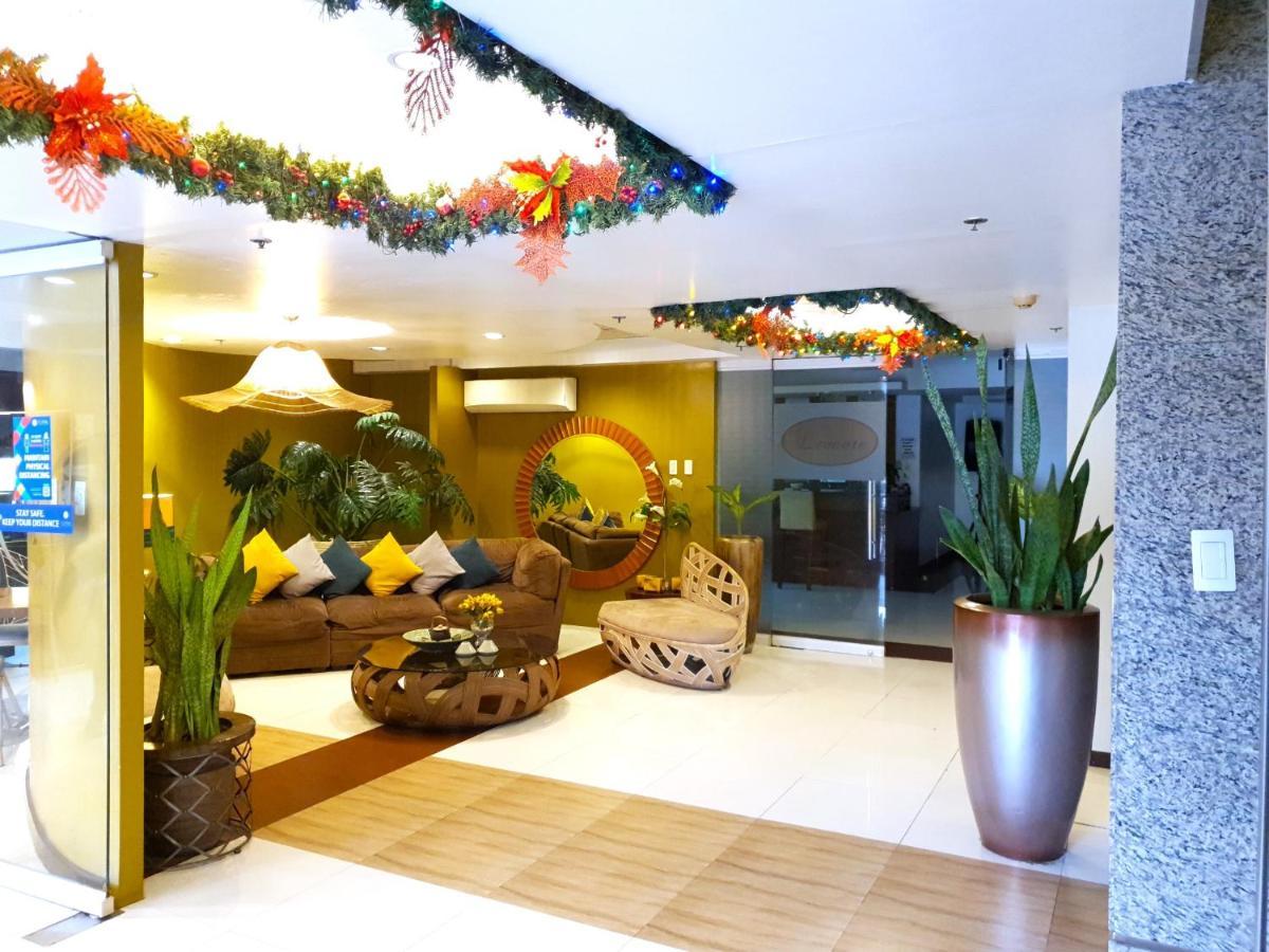 Festive Hotel Makati Paco Exterior photo