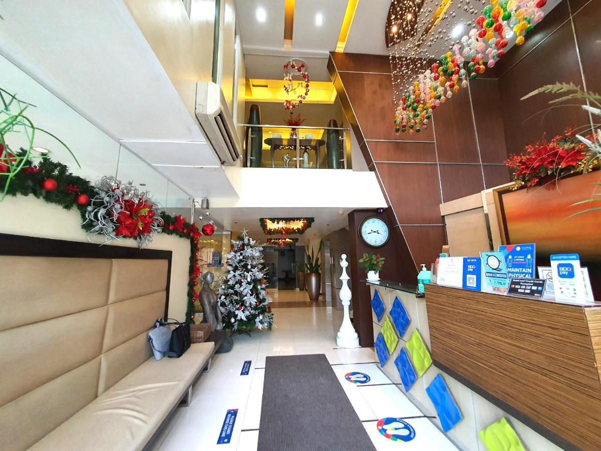 Festive Hotel Makati Paco Exterior photo